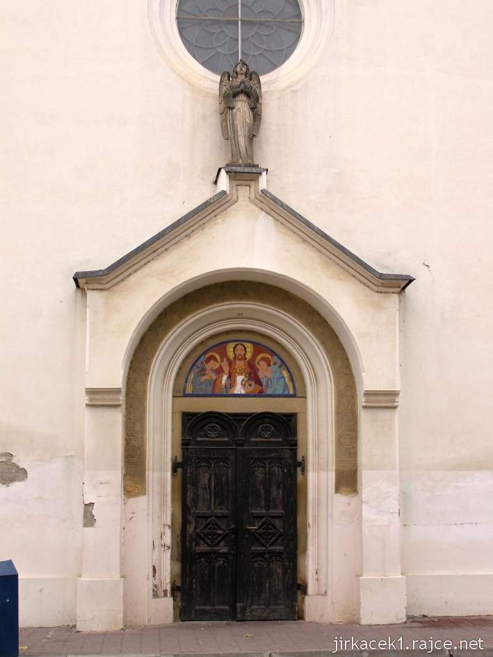 Kyjov - kaple sv. Josefa Kasalanského - vchod