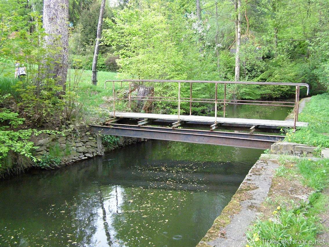 Weisshuhnův kanál 71 - mostek kde jsme kanál opustili