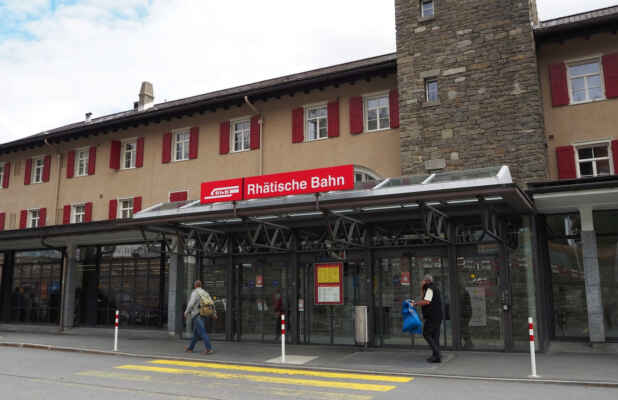 Sankt Moritz, nádraží Rhétské dráhy