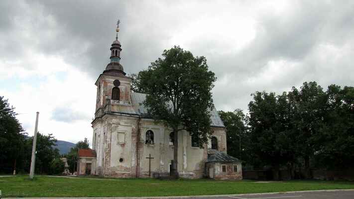 kostel v obci Fořt