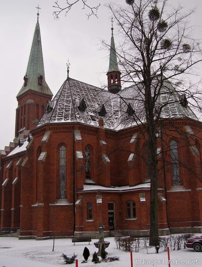 Třinec - kostel sv. Alberta - zadní pohled