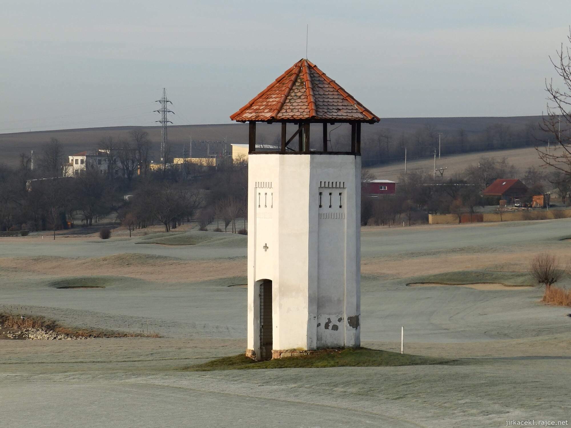 Slavkov u Brna - rozhledna na golfovém hřišti - zdroj Frypat zonerama