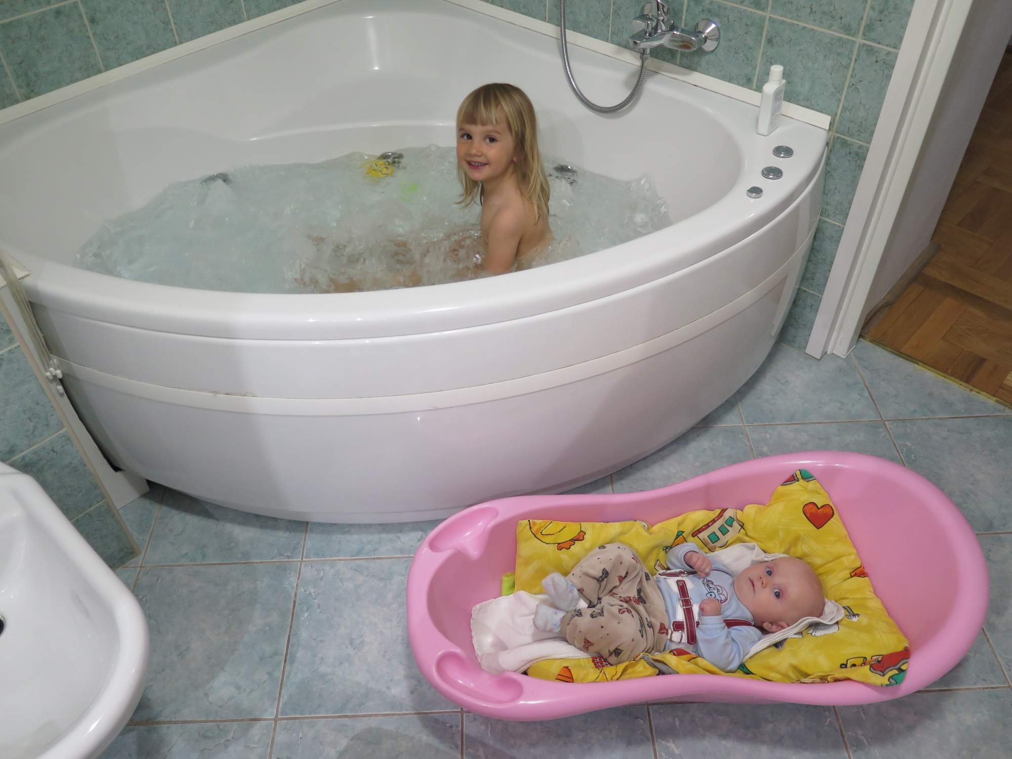 Rajce Bathning Kidsrajce Idnes Bath - Bank2home.com