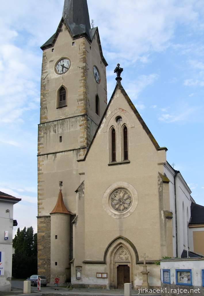 Mohelnice - kostel sv. Tomáše z Canterburry - čelní pohled