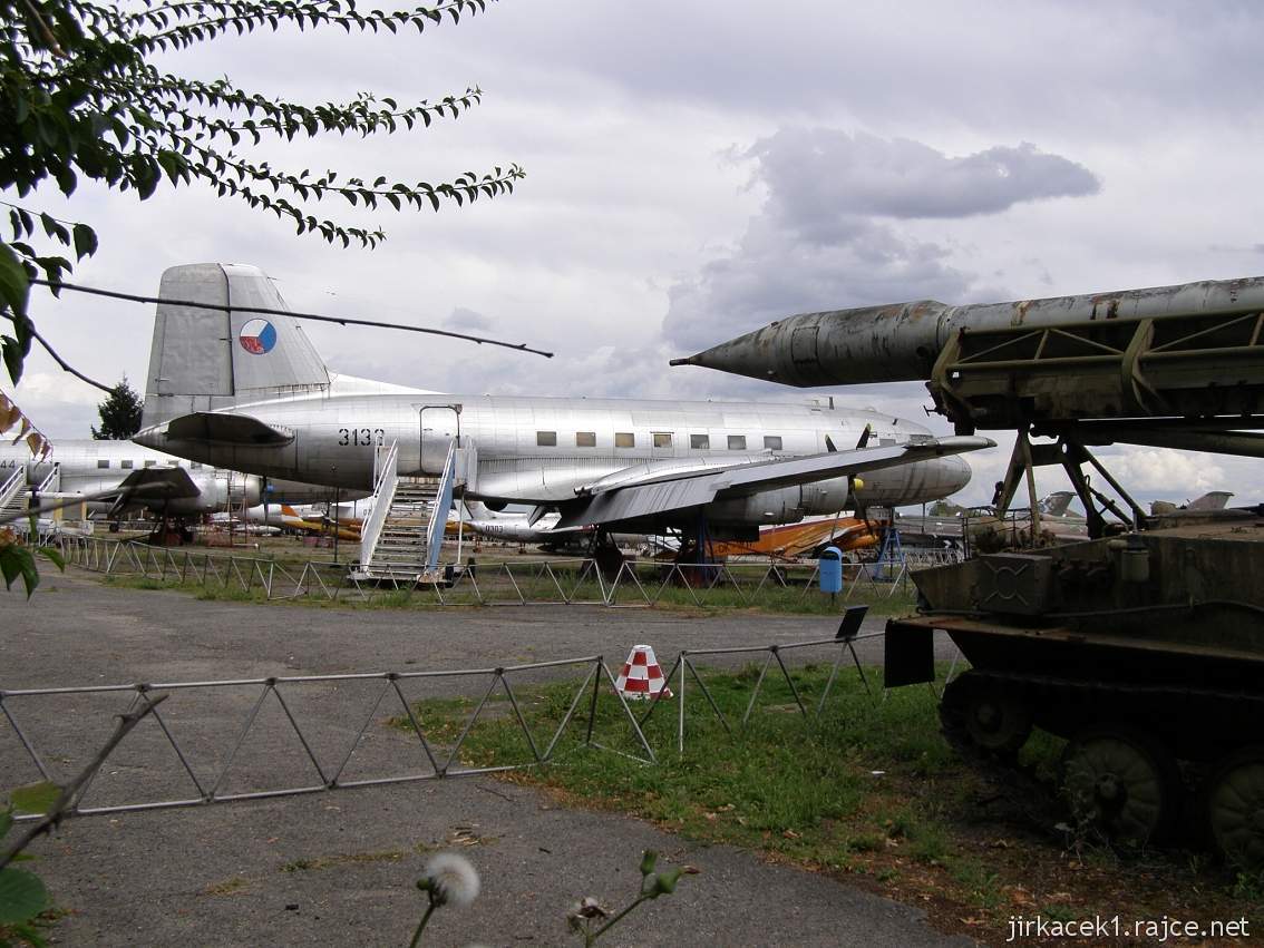 Vyškov - vojenské a letecké muzeum - IL-14 RT