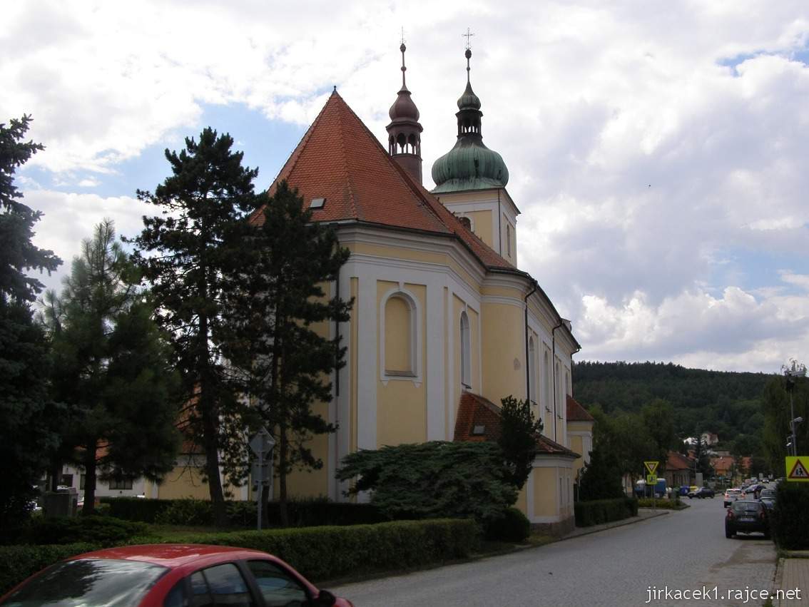 Veverská Bítýška - kostel sv. Jakuba - zadní pohled