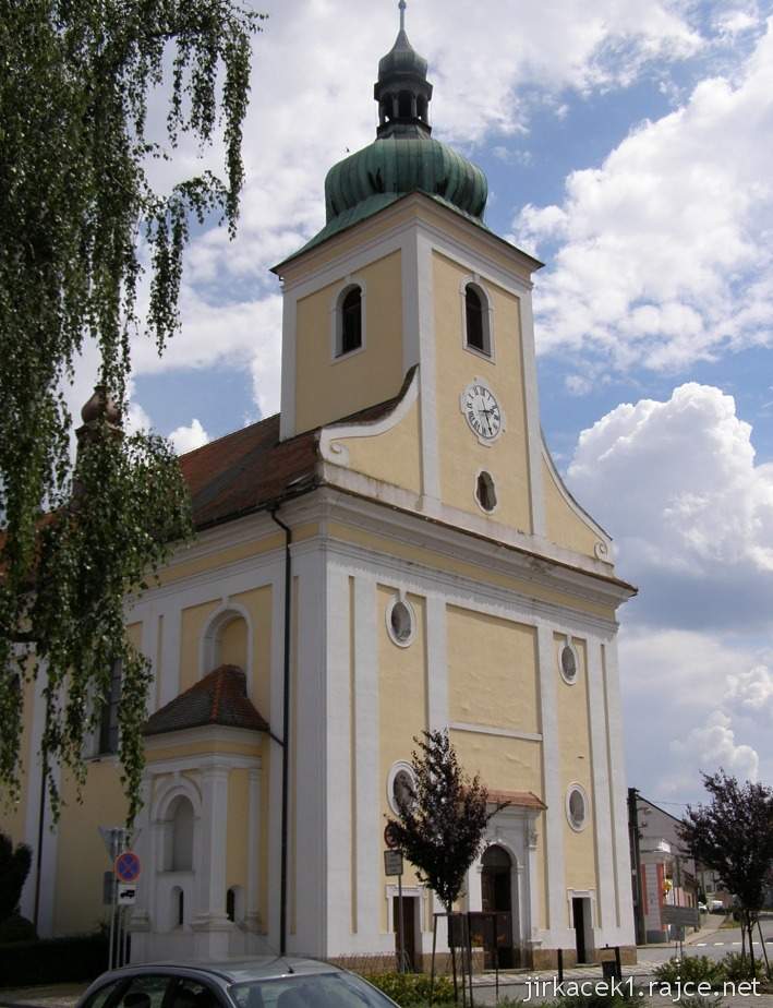 Veverská Bítýška - kostel sv. Jakuba - průčelí