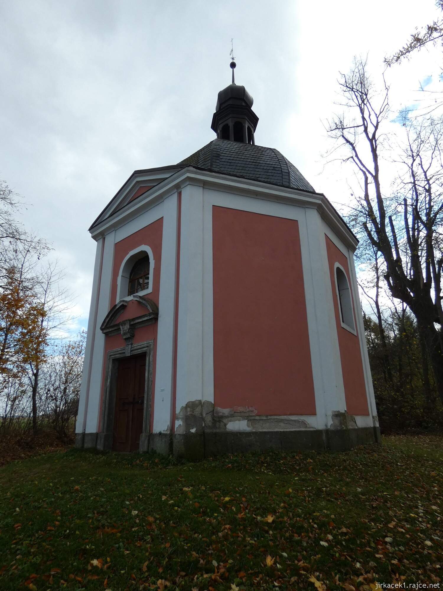 Luže - Paletínská kaple (kaple Čtrnácti svatých pomocníků)