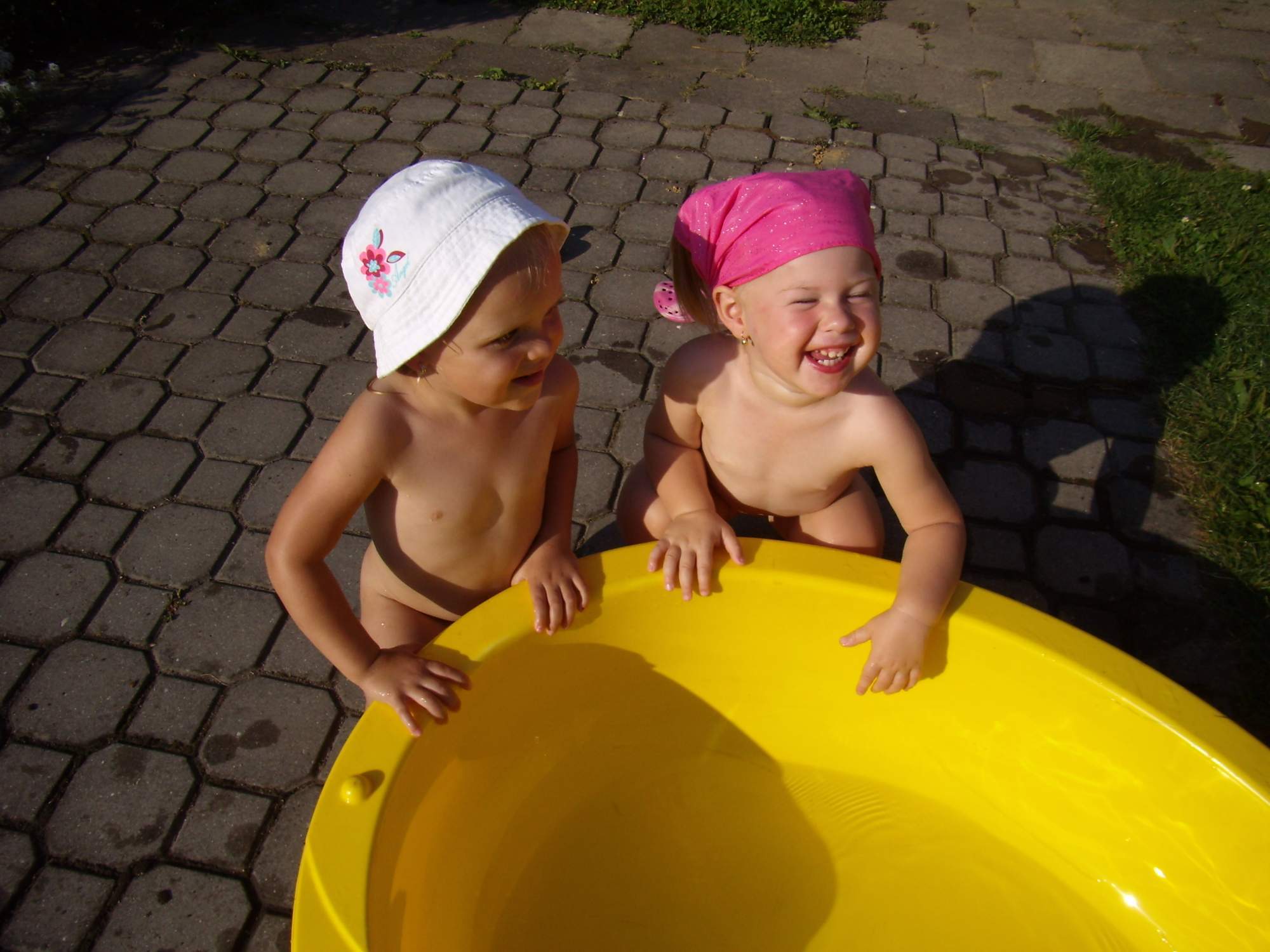 rajce.idnes.cz 2009 Vanesska pracuje 2009 – Hana – album na Rajčeti