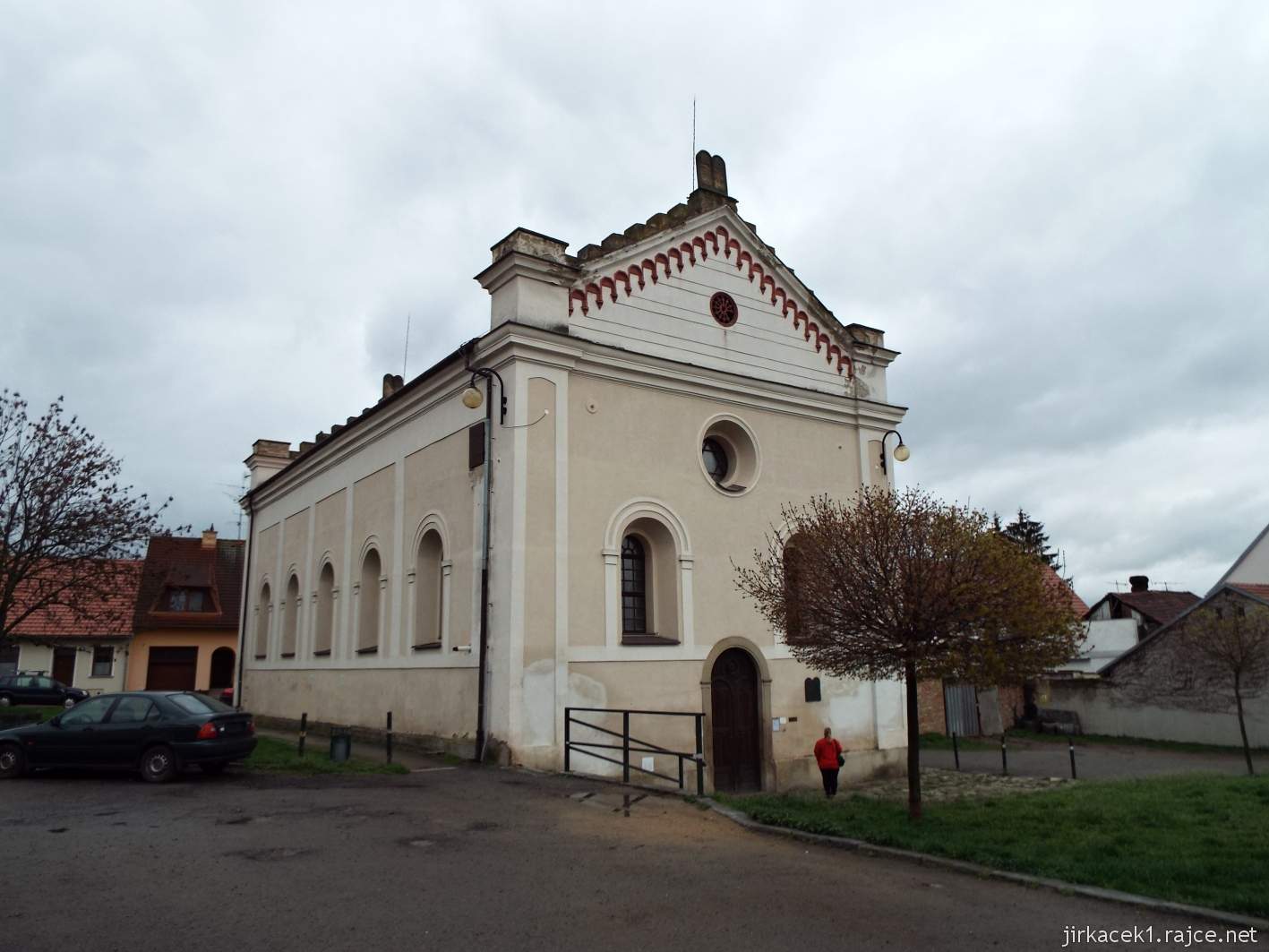 Slavkov u Brna - židovská synagoga - celkový pohled