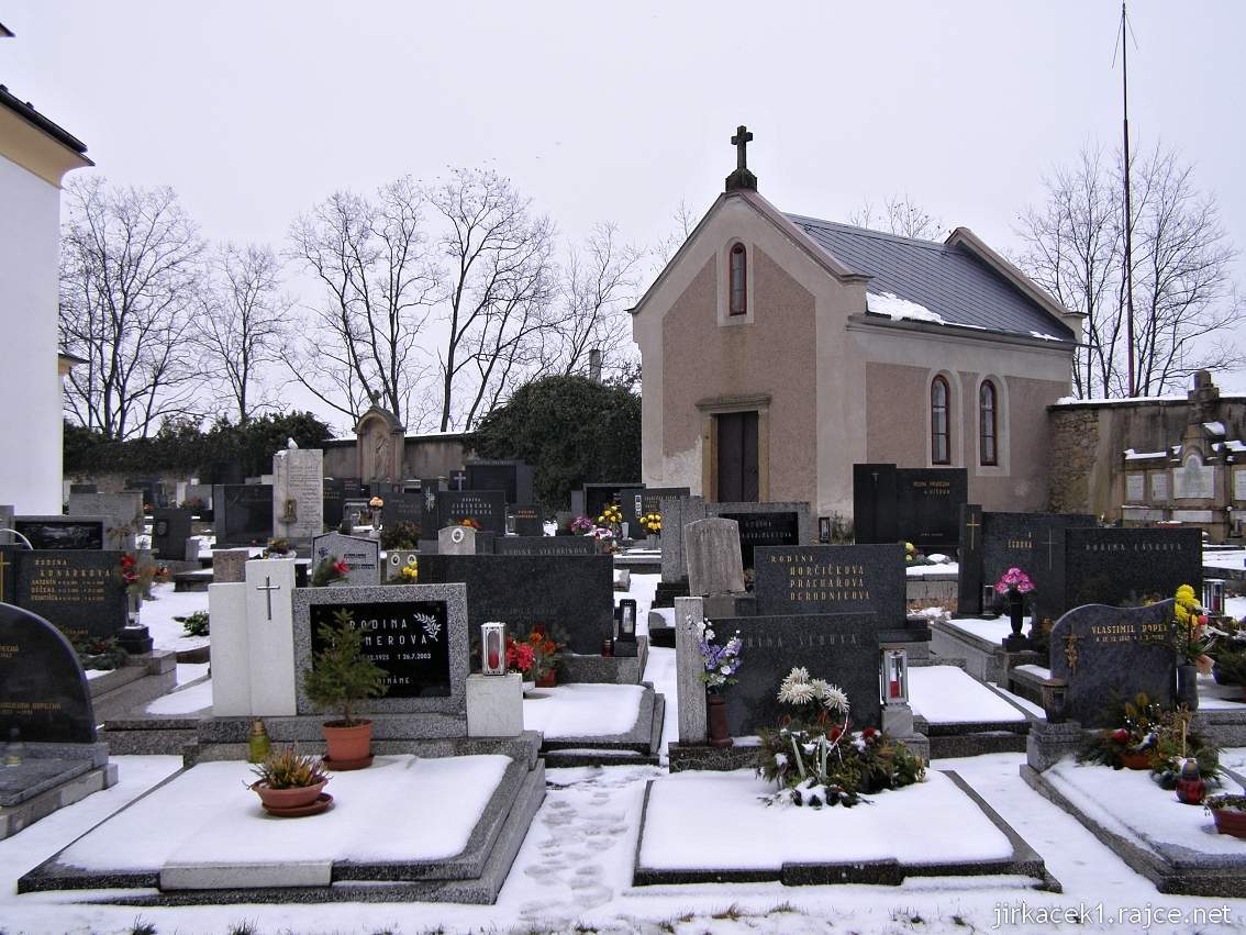 Běstovice - kostel Všech svatých - hřbitov a márnice