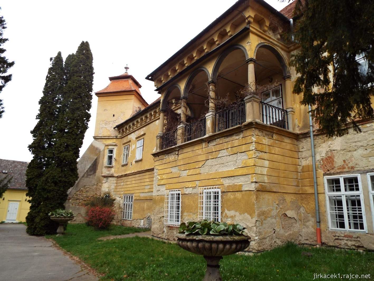 02 - Ždánice - zámek 13 - arkádová lodžie