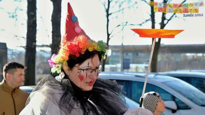 Karnevalová taškařice - 12. února 2022 - venkovní Karnevalová taškařice před Majákem - střediskem volného času Vyškov
Keywords: karneval;majak;vyskov