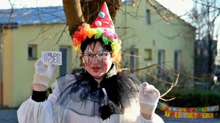 Karnevalová taškařice - 12. února 2022 - venkovní Karnevalová taškařice před Majákem - střediskem volného času Vyškov
Keywords: karneval;majak;vyskov